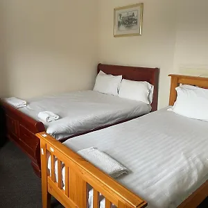 heathrow-hostel.brighton-hotels-england.com/